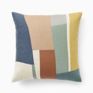 NWT West Elm 20x20 Crewel Geo Pieces Pillow Cover, Color "Marina Blue"